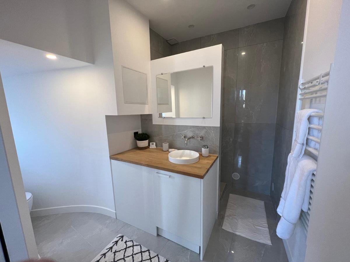 Appartement 33 M2 Comme Une Junior Suite - Vue Port Et Palais Des Festivals Cannes Buitenkant foto