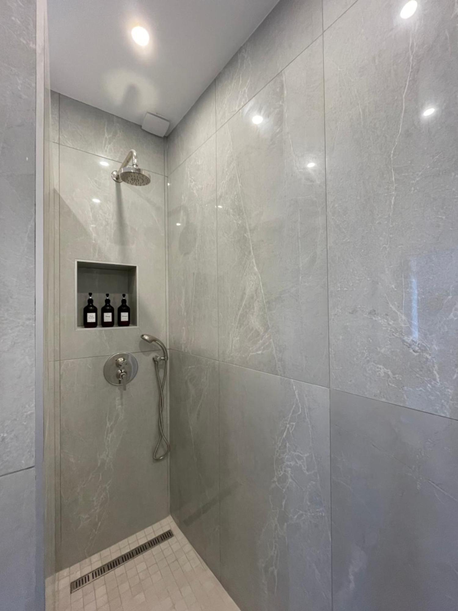 Appartement 33 M2 Comme Une Junior Suite - Vue Port Et Palais Des Festivals Cannes Buitenkant foto