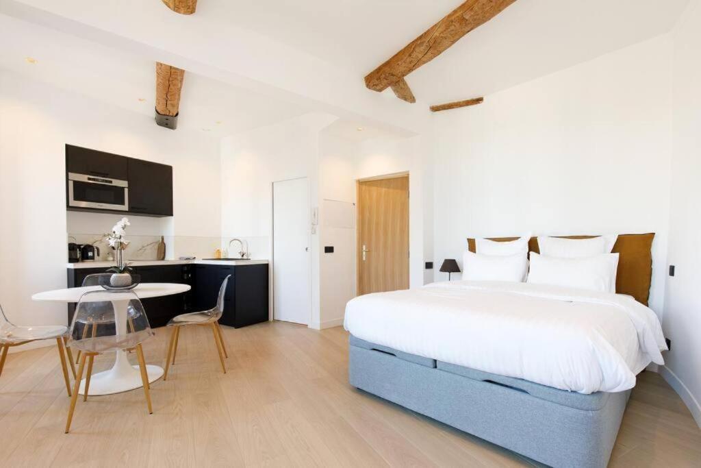 Appartement 33 M2 Comme Une Junior Suite - Vue Port Et Palais Des Festivals Cannes Buitenkant foto